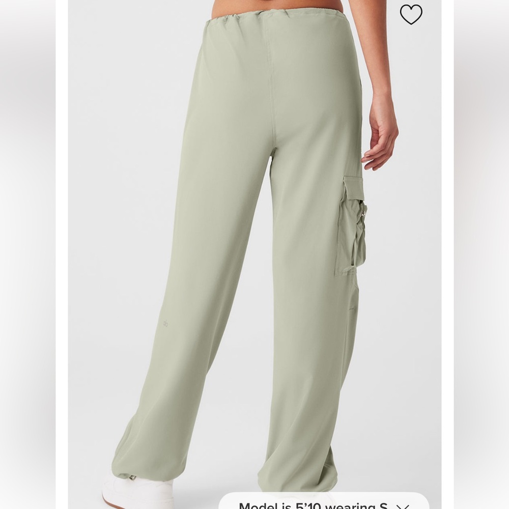 ALO Yoga Limestone Green Cargo Wide-Leg Pants - Picture 4 of 12